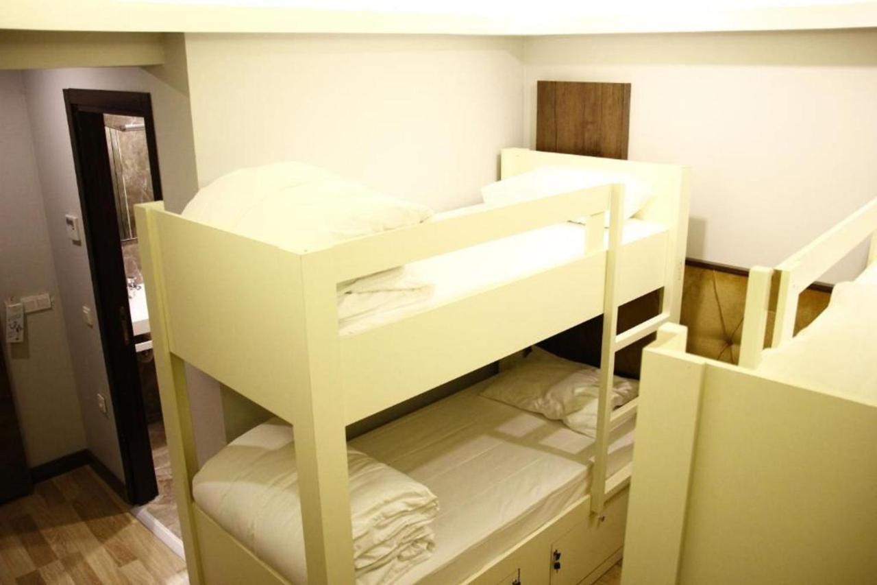 Bucoleon Hostel Istanbul Exteriör bild