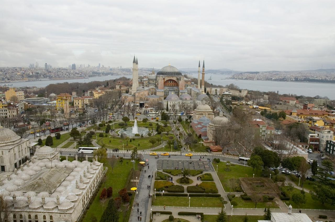 Bucoleon Hostel Istanbul Exteriör bild